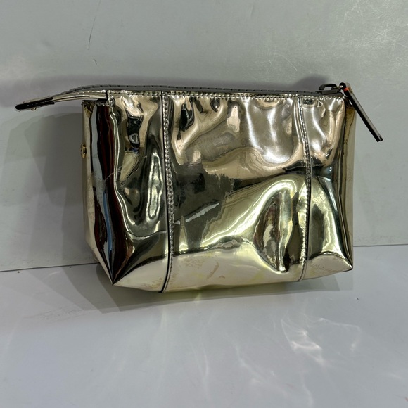 India Hicks Handbags - 💛💛India Hicks Gold Pouch - Luxury 💛💛